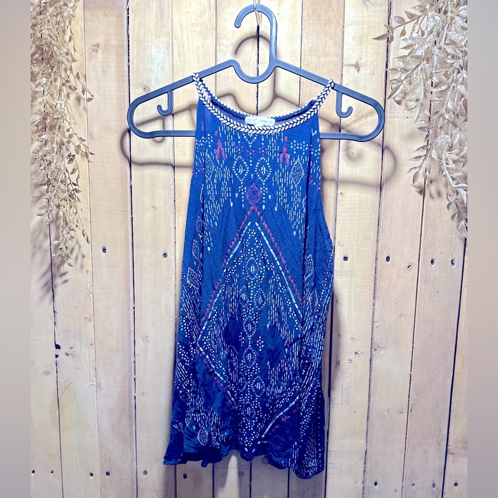 Beautiful design tank top